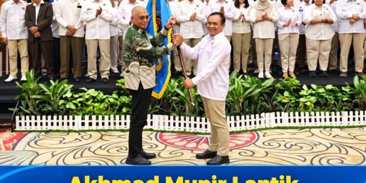 Akhmad Munir Lantik Pengurus PWI Surakarta Periode 2026-2031